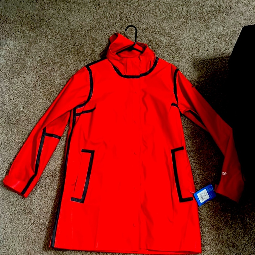 BRAND NEW Columbia rain coat